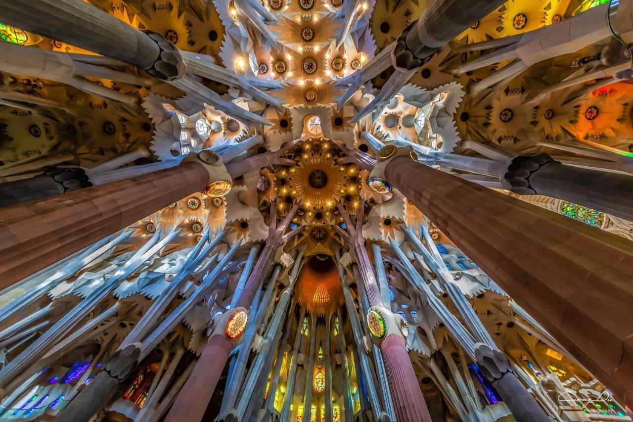 Muntanya - Apartments In Sagrada Familia Барселона Екстериор снимка