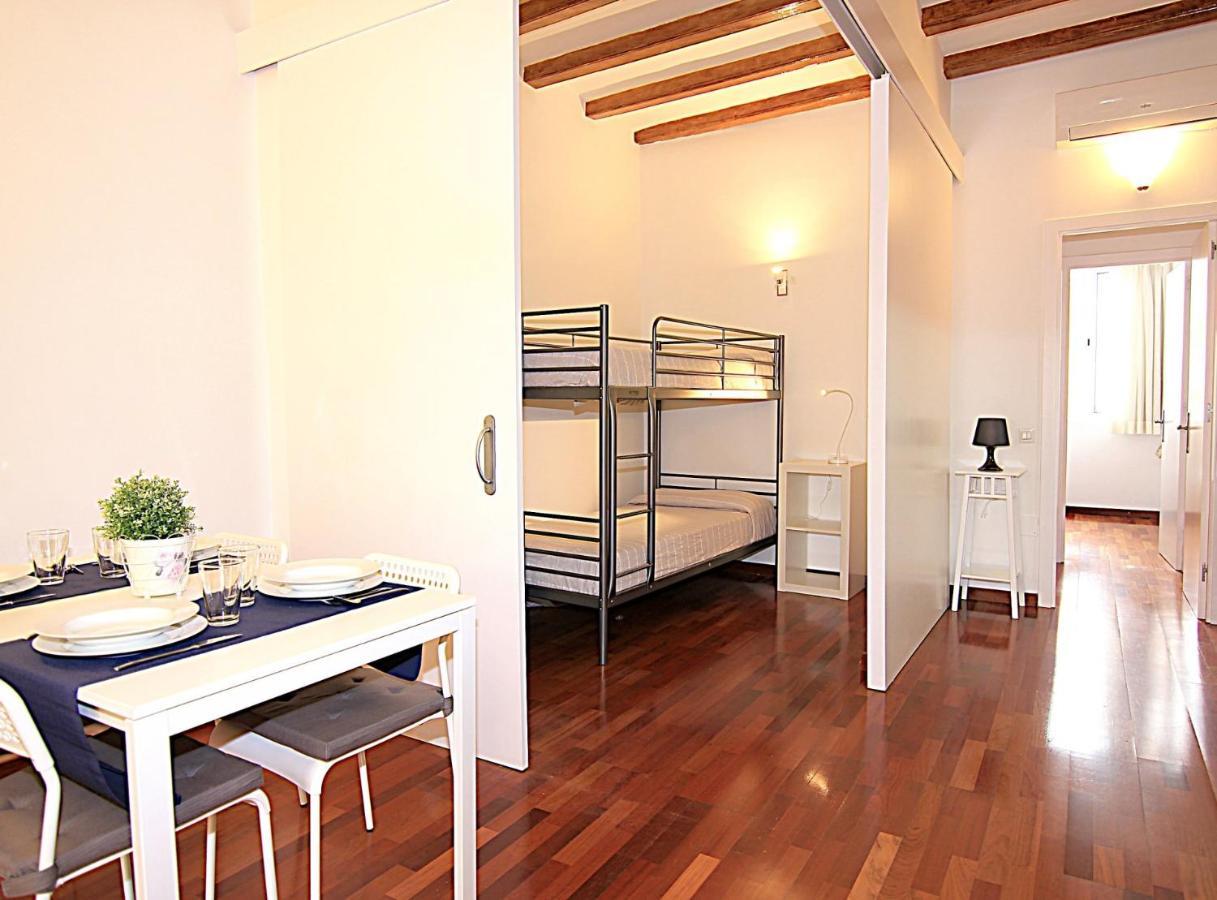 Muntanya - Apartments In Sagrada Familia Барселона Екстериор снимка