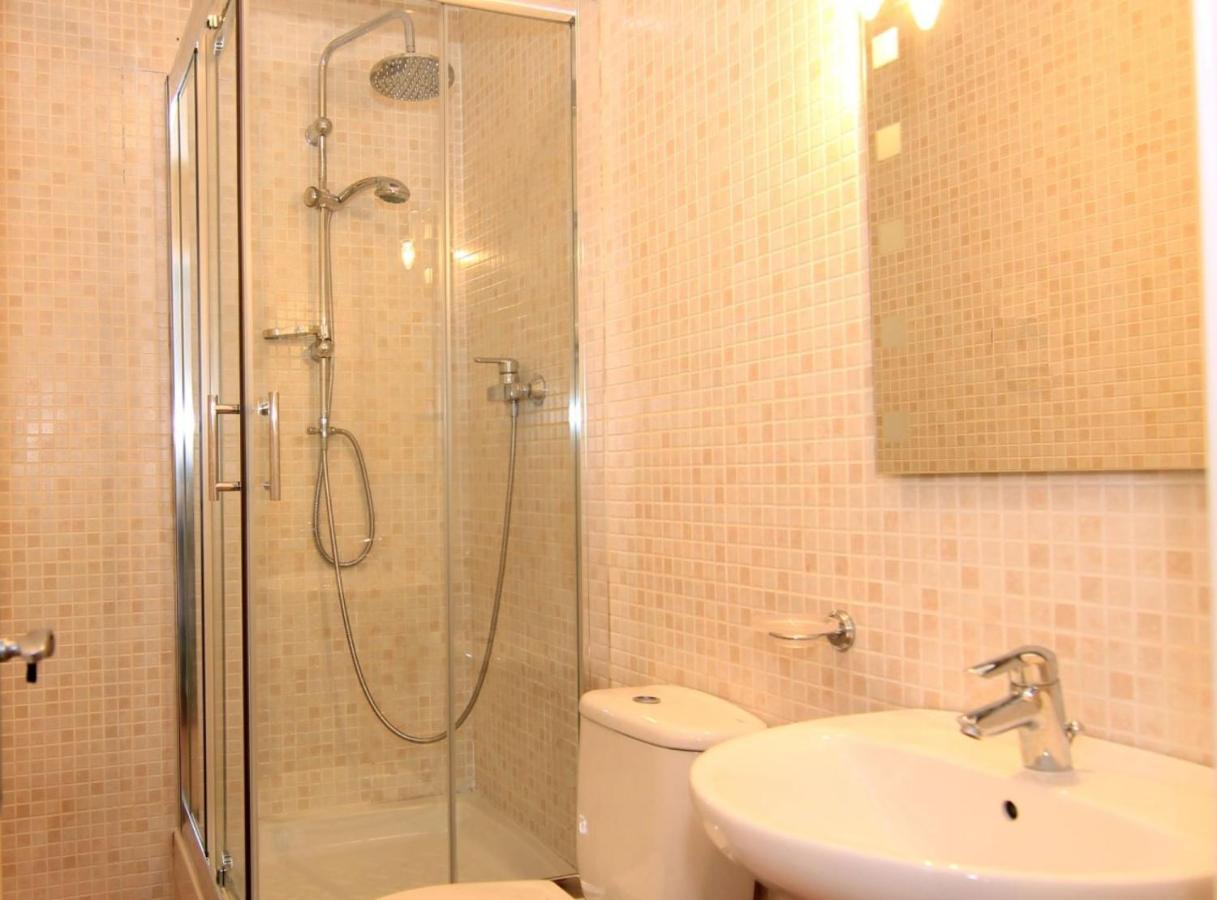 Muntanya - Apartments In Sagrada Familia Барселона Екстериор снимка